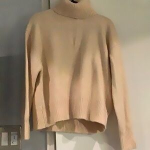 Zara cream sweater, size s